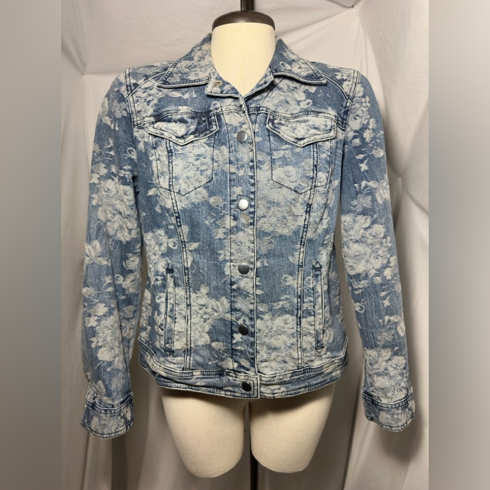 Chico's Blue Floral Denim Jean Jacket Size Chicos-0